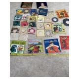 Christmas Carols, Karel Gott and more records.