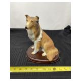 Homco 1986 Collie and wood base.