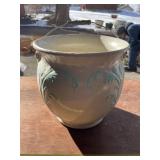 Porcelain pot, with handle