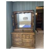 Traditional Oak Wood dresser with mirror measures