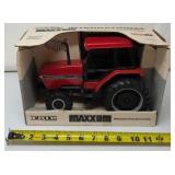 Ertl Case International Harvester 1/16 Scale