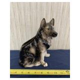 Relpo German Shepherd planter.