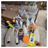 Bathroom supplies, magic eraser , seven