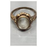 10k yellow gold moonstone ring size 7, 2.19g