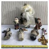 Olde World Reflections Santaï¿½s and wood