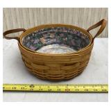 Longaberger 1995 basket with cloth and plastic