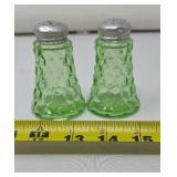 Jeanette Cube Uranium  Salt & Pepper Shakers