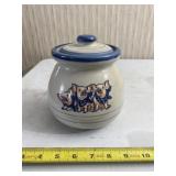 Louisville Stoneware pig canister with lid.