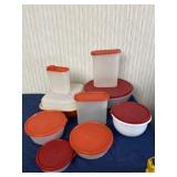 Tupperware containers with lids.