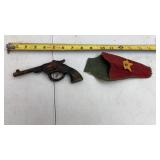 Wyandotte toy gun and holster.
