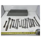 Socket wrenches open in wrenches closed in