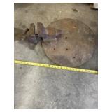 Little Stone bench vice anvil number 400