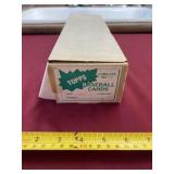 Topps 1987 complete set baseball cards.