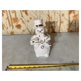 Grandeur Noel Porcelain Snowman Family set
