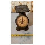 vintage Columbia Family Scale