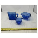 vintage Hazel Atlas cobalt blue glass creamer and