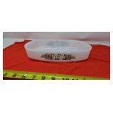 Federal White Milk Glass 1.5 Qt Baking Pan -Brown