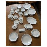 Harmony House "Platinum Garland" pattern