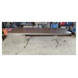 8 ft table