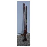 Hi lift handyman Jack