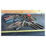 Tools-Tape Measures, Pliers, includes Craftsman