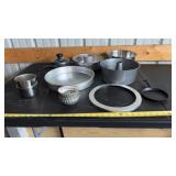 Bakeware includes Pampered Chef, Wilton, Small