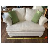 Like New White loveseat with pull out bed