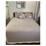 Queen size comforter, pillows, pillow shams,
