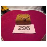 VTG UNMARKED GOLD TONE BRACELET