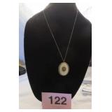 VICTORIAN OVAL LOCKET NECKLACE