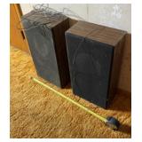 Stereo Speakers