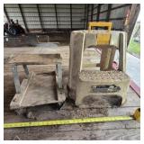 Steeping stool, small roll cart