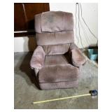 Vtg dusty rose fabric recliner chair