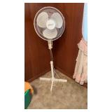 Pedestal Fan