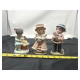 ceramic figurines, likely Homco brand models.