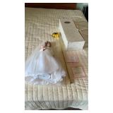 Porcelain spring promise, the Aston Drake