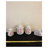 Gibson containers and napkin holder.