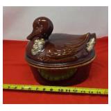 Vintage ~ H. P. CO. (Hull) Pottery Nesting duck