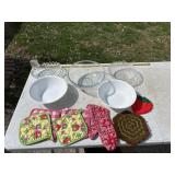 Pyrex bowl, corelle mixing bowls decorative glass