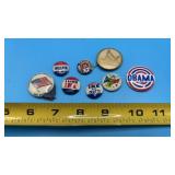 American political campaign pinback buttons, and