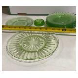 Seven green vintage uranium glass, matching