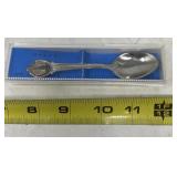 Sears Tower Chicago collector spoon in case.