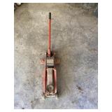 Hydraulic floor jack