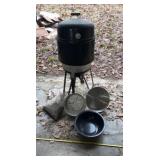 Propane Smoker with fryer pot and bowl Rocks in