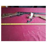 Daisy Buck  bb gun with extra plastic stock and
