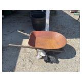 Wheel barrel with tarp