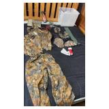 Camouflage clothing, mostly large size, hats,
