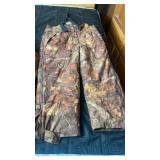 Cabelaï¿½s matching bibs and coat extra large