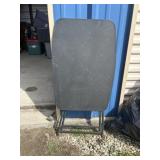 Small foldable table