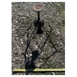 Horse shoe stand for horse